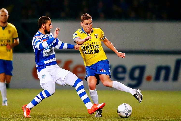 泪水却展现 泪水却展现