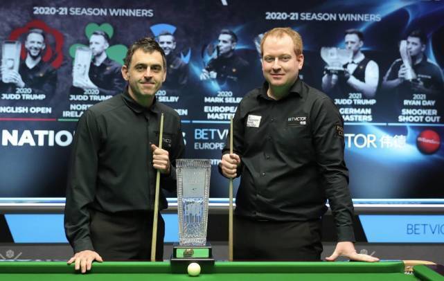 不苟的态度 不苟的态度