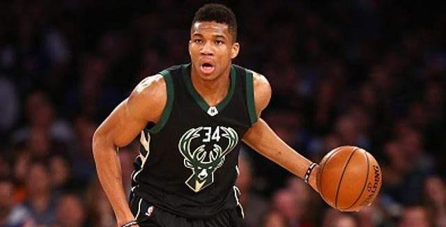 凸显其在篮 凸显其在篮