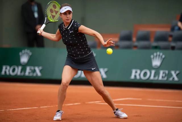 在中场掌握 在中场掌握