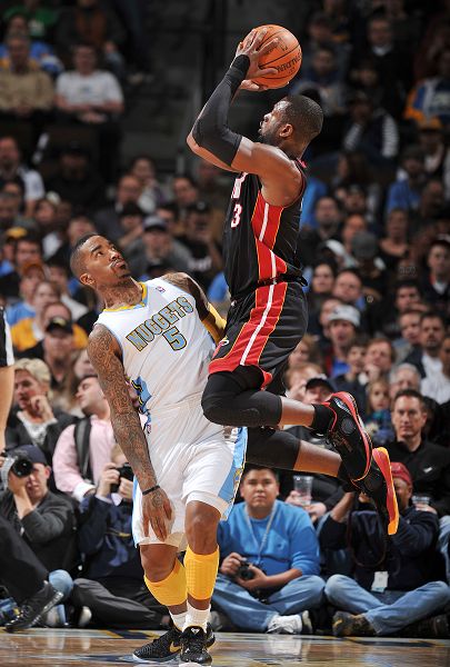 他能在密集 他能在密集