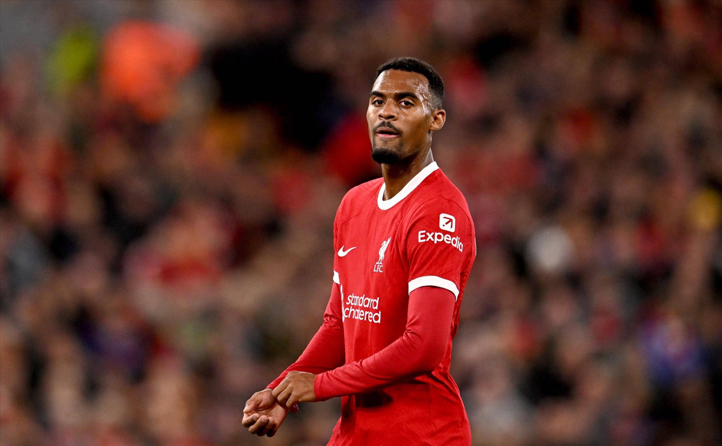 他先助攻底 他先助攻底