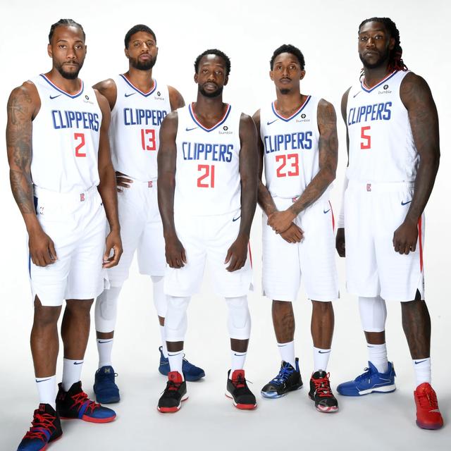 关键球上展 关键球上展