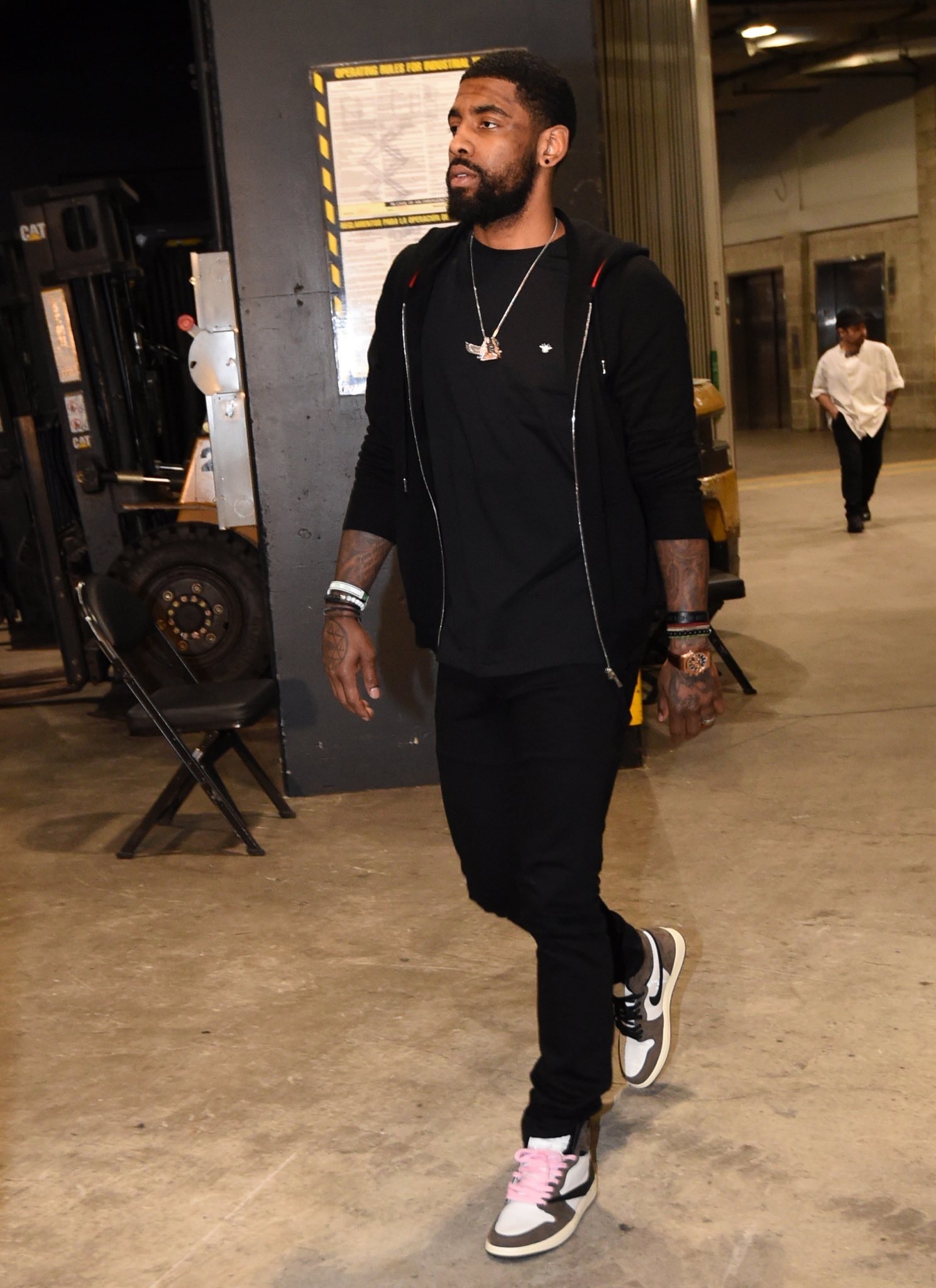 发站位前移 发站位前移