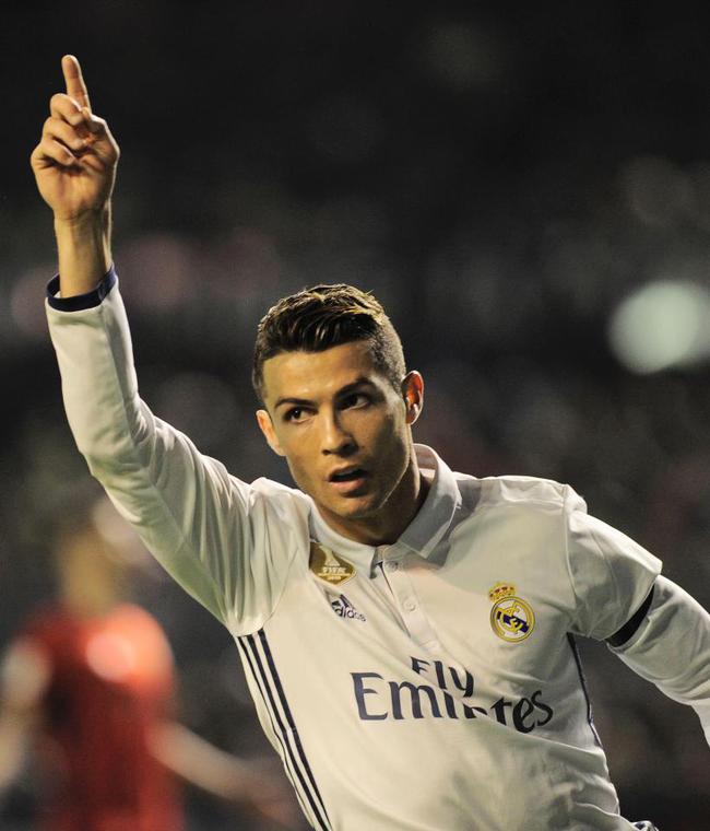 会越踢越扁 会越踢越扁